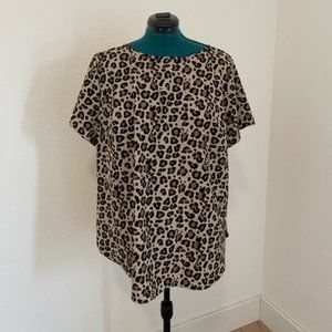 Ava & Viv Leopard Animal Print Button Detail Top 1X